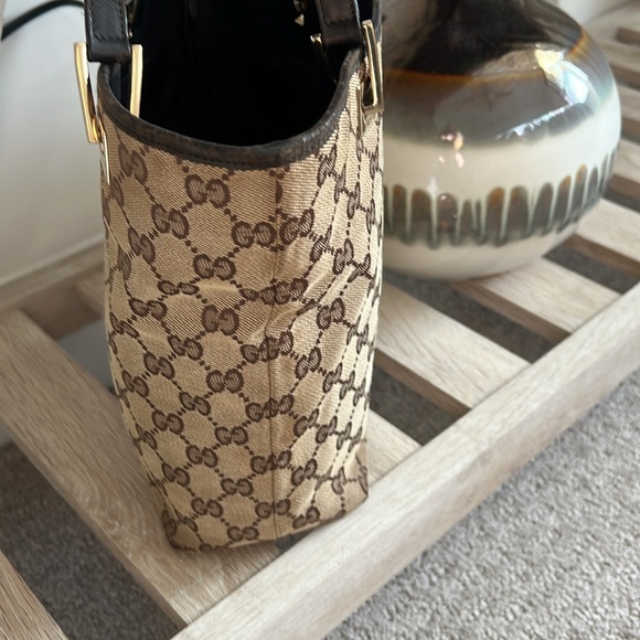 Pre loved GUCCI vintage small fabric GG tote - Picture 3 of 16